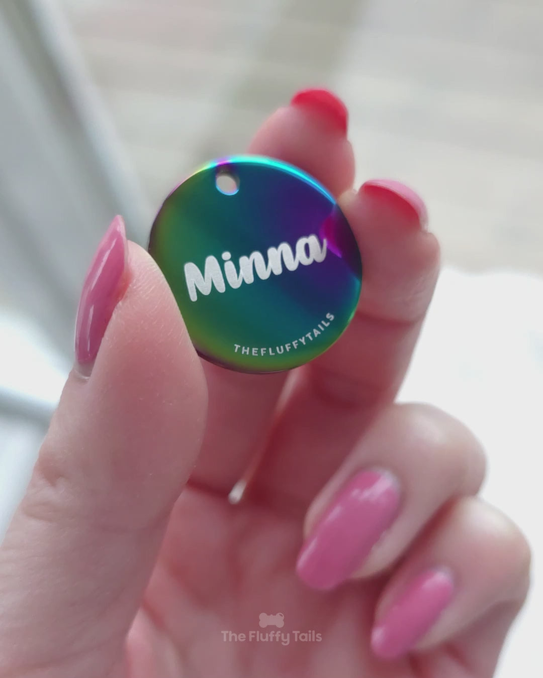 Rund multifärgad namnbricka